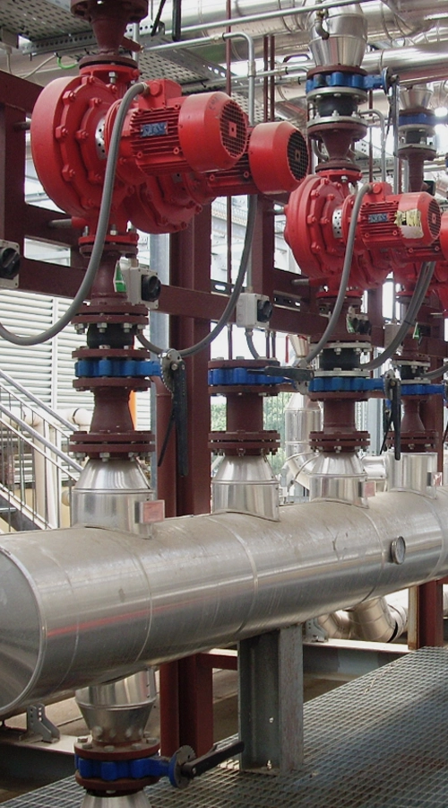 Impianto di distribuzione calore con gruppo di rilancio pompe COIM 2005