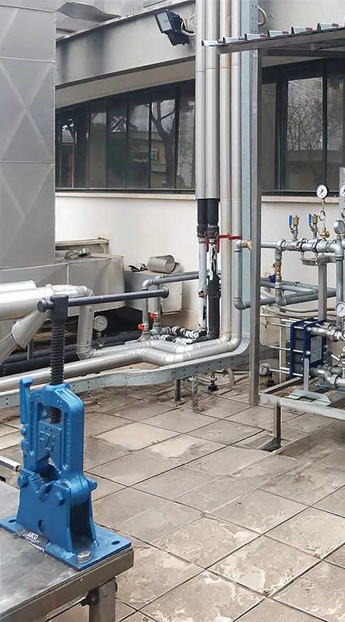Skid per trattamento acqua con piping in acciaio inox realizzato da CO.I.M.