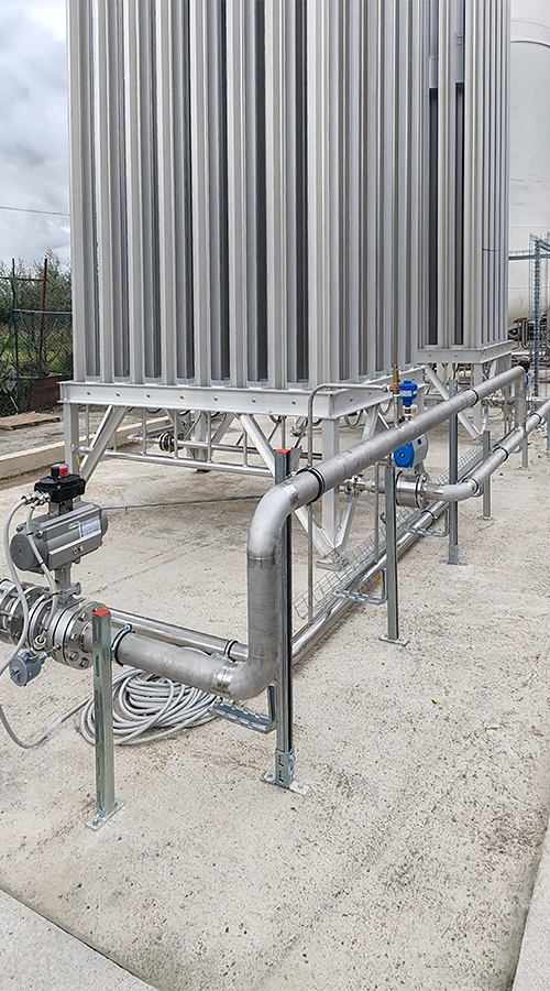 Vaporizzatore industriale con tubazioni in acciaio inox per impianto Clean Utilities realizzato da CO.I.M.